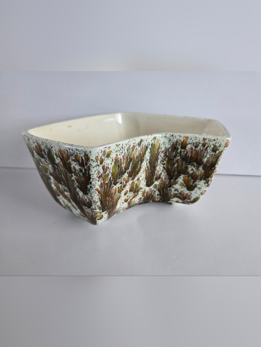 Vintage Planter Splatter Drip